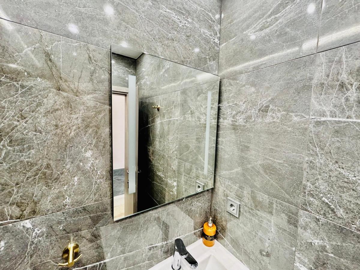 פיראוס Port Twins Suites No1 מראה חיצוני תמונה