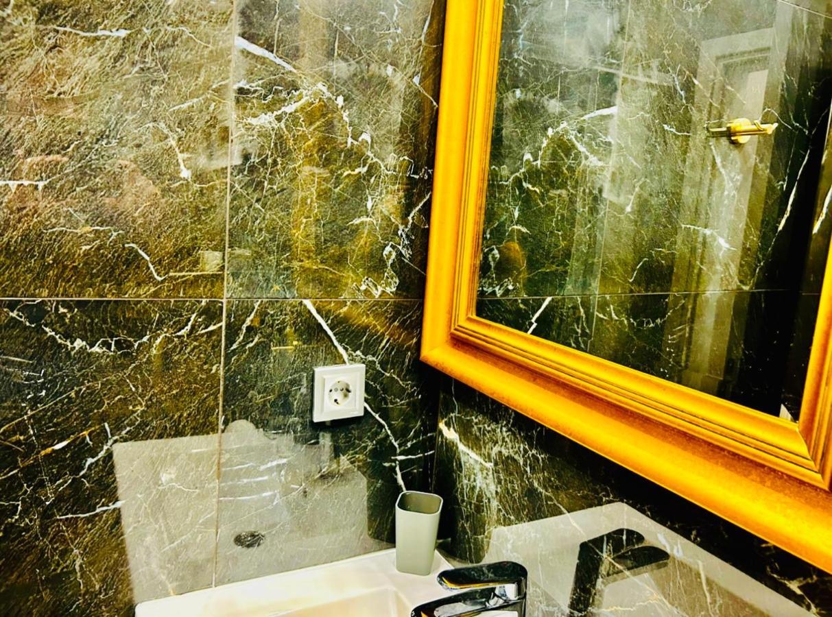 פיראוס Port Twins Suites No1 מראה חיצוני תמונה